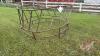 Std round bale feeder (C)