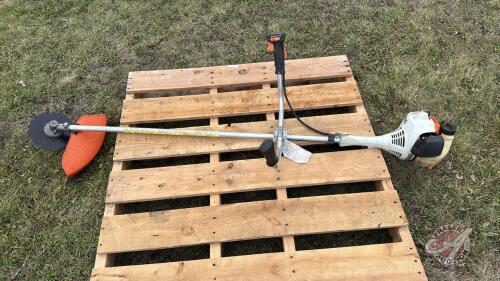 Stihl FS55 gas powered trimmer w/ blade attachment