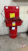 Carolina 30 gallon parts washer. Electric (JJJ)