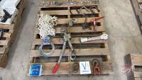 Pallet of assorted U clamps and come-along (Pallet V)