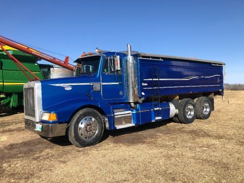 *1996 Peterbilt 377 T/A Grain Truck, 1,353,671kms showing, VIN#1XPCD99XOTN416870, Owner: Lourie R Woodhouse, Seller: Fraser Auction_________________ ***TOD & SAFETIED***