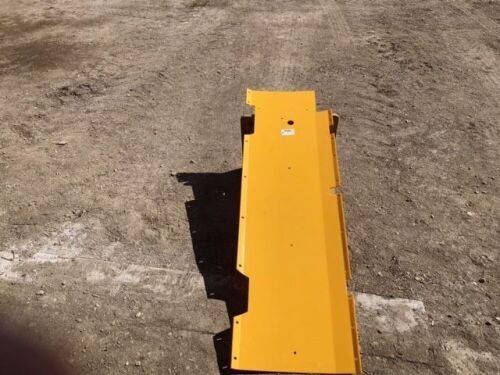 skid plate for JD flex header