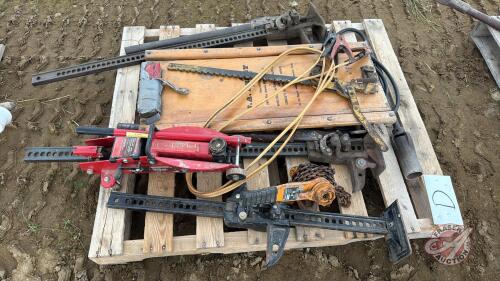 Assortment of jacks, fence tightener, tiger torch D