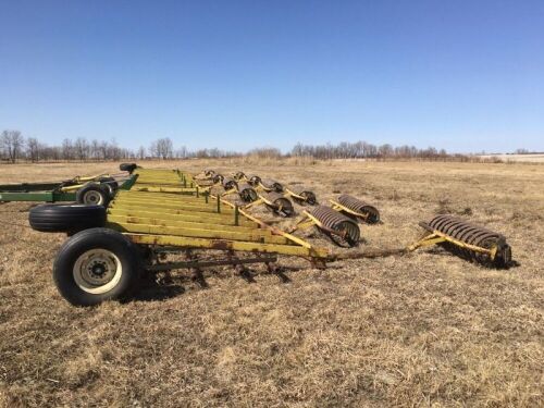 60' Laurier harrow packer bar w/P20 coils (needs harrows replaced)