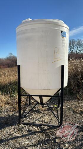 Ace Roto-Mold 500-gal cone bottom poly tank on stand (B)