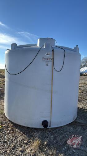 Freeform Gen2 HD 3000US gal black out poly tank (Seller has access to Telehandler and lift jig to load BUT only for 2 days. Buyer must call Andrew for dates and times for loading. If cant come on set days buyers responsible to load themselves. Must be rem