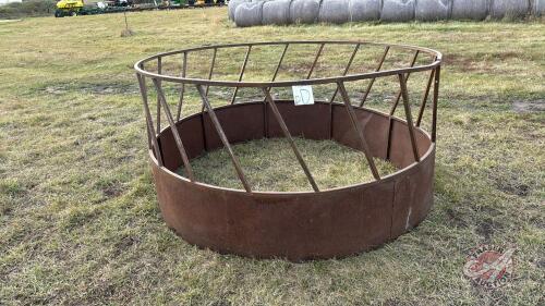 Skirted round bale ring (D)