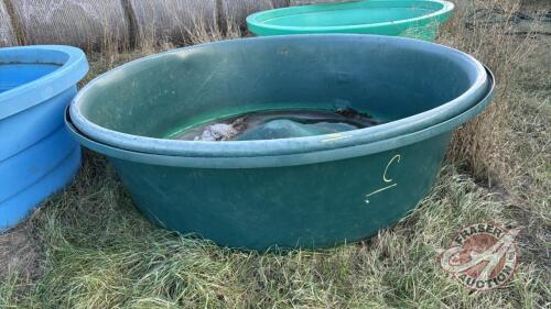7&rsquo; poly stock water trough (C) (dark green)