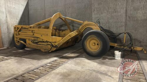 12-yard Letourneau hydraulic converted scraper