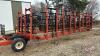 70&rsquo; Rite Way 6000 harrow packer bar s/n 92-6052 - 2
