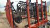 70&rsquo; Rite Way 6000 harrow packer bar s/n 92-6052 - 6