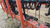 70&rsquo; Rite Way 6000 harrow packer bar s/n 92-6052 - 14