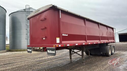 1999 Midland 32&rsquo; tandem axle end dump grain trailer, SAFETIED, VIN# 2M9B2R5C2XR018085, OWNER: Fingas Farms LTD *SAFETIED*, SELLER: FRASER AUCTION LTD ________________________________________*TOD*