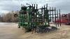 50&rsquo; John Deere 2410 soil management chisel plow s/n 752198 - 3