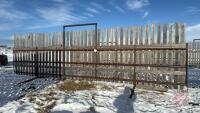 30&rsquo; free standing windbreak panel (J)