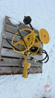 Hyd wire roller, draw bar mount
