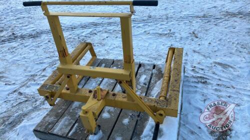 K84. Power Fist hydraulic wheel dolly