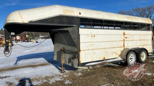 K96. 1999 16' Tandem Axle Gooseneck Stock Trailer,VIN#SK401001844, OWNER: SCOTT BROTHERS LIVESTOCK LTD, SELLER: FRASER AUCTION _______________________________________ **TOD**