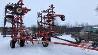 K96. 40' Morris 8900 cultivator