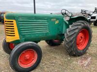 K52. Oliver 88 2wd tractor s/nNA (No key needed)