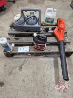 Mosquito Fogger with jugs of solution. Black and decker cordless leaf blower with charger. (Pallet TTTT)