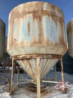 K101. approx 1100bus Friesen Hopper Bin on legs (B) s/n8114 ***BIN MUST BE REMOVED BY JULY 1st 2026!!!***