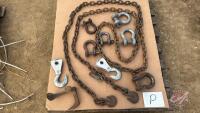 21&rsquo; of logging chain w/ hooks on both ends, (6) Clevis, (Pallet P)