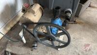 1.5" honey pump (belt drive, 2" fittings)