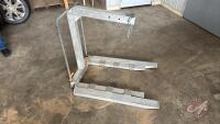 Pallet mover attachment for trailer (aluminum)