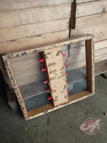 Bee Escape (screen barrier type)
