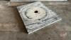 Painted plywood lid with round hole - 2