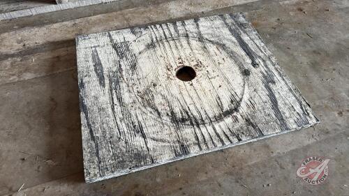 Painted plywood lid with round hole