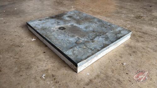 Lid (wood frame metal top)