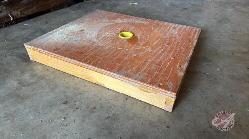 Lid (wax dipped, with round hole)