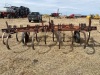 14' IH #50 chisel plow - 3