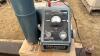 Labtronics 919 Moisture tester, Scale, sample screens, canola roller and charts - 2