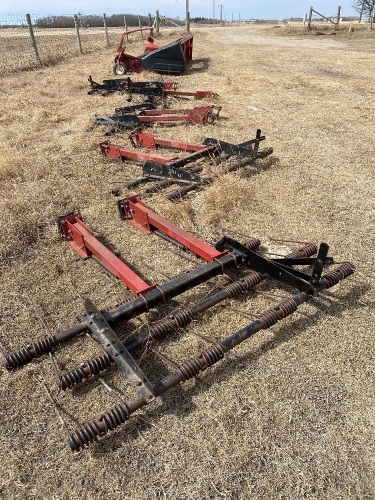 *26’ of Laurier 3-bar mounted harrows