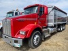 *2012 Kenworth T800 T/A grain truck, 947,344 showing, 15,696 hours showing, VIN# 1XKDDP9X7CJ958649, Owner: 3694306 MB LTD, Seller: Fraser Auction________________ ***TOD, SAFETIED & KEYS*** - 2