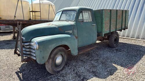 1950 Chevrolet 1430 single axle truck, 75,831 kms showing, NOT RUNNING, NO TOD