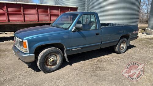 1992 GMC SL 2500 4X4 Regular Cab Truck, VIN# 1GTFK24K9NE520719, 385,564 kms showing, OWNER: Fingas Farms Ltd, SELLER: FRASER AUCTION,_________________________________________________TOD