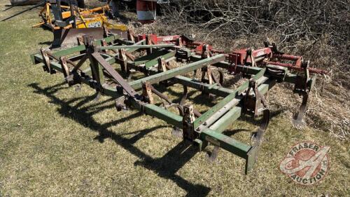 10&rsquo; Glenco 3pt cultivator with Laurie 2 bar mounted harrows