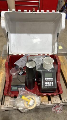 DIMO&rsquo;S Tool & Die 919 grain moisture tester with scale and poly case