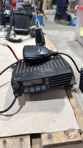 ICom FM radio
