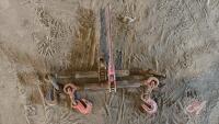 Pallet N (2) ratchet chain binders