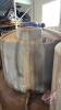 1250 gal white poly tank