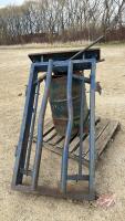 F54 Head Gate (Blue)