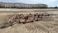 F32 10 Wheel 3pt V-Rake