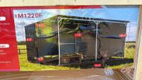 F61 Galvanized Metal Livestock Shed (A) approx 12&rsquo;x20&rsquo;