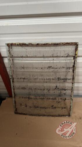 Metal Queen Excluder