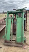 F107 Cattle headgate (green)